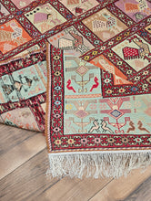 Load image into Gallery viewer, Kilim