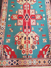 Load image into Gallery viewer, Kilim