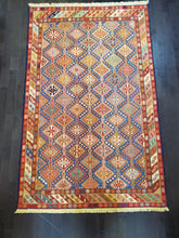 Load image into Gallery viewer, Kilim