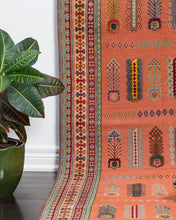 Load image into Gallery viewer, Runner rug