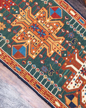 Load image into Gallery viewer, Table Runner