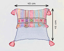 Load image into Gallery viewer, Pouf ottoman
