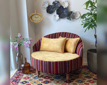 Load image into Gallery viewer, Chair
