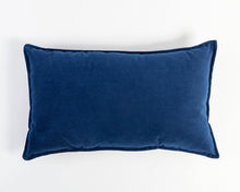 Load image into Gallery viewer, Pouf ottoman
