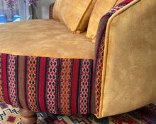 Load image into Gallery viewer, Chair
